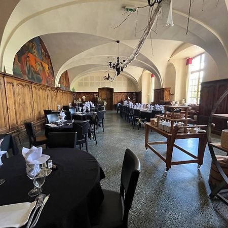 Logis Hotel Ancien Grand Seminaire Saint-Flour  Luaran gambar
