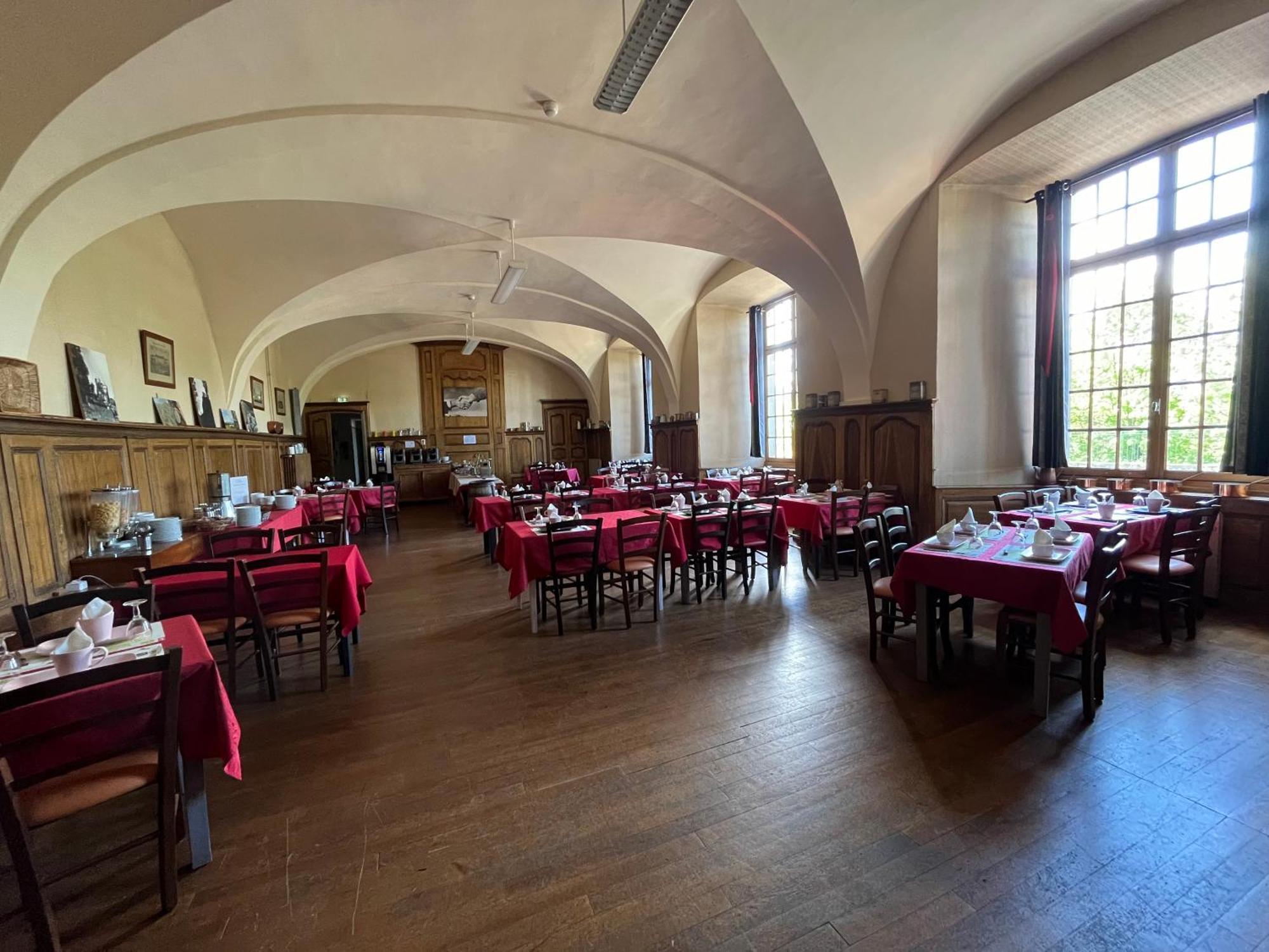 Logis Hotel Ancien Grand Seminaire Saint-Flour  Luaran gambar